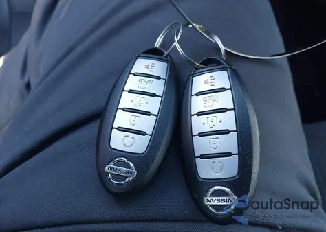 2015 Nissan Altima 2.5 z USA, uszkodzony, nr VIN 1N4AL3AP9FC120580